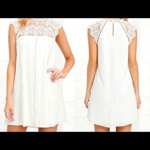 Lulus White Lace Top Mini Dress Size XS Extra Small Shift Dress Crochet  EUC